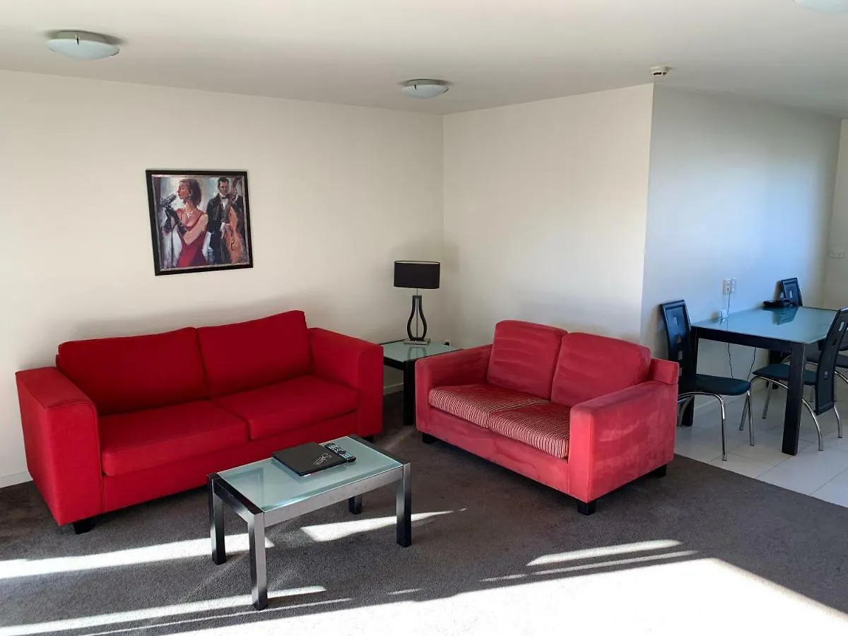 Salerno Motel Apartments Крайстчёрч 5*,
